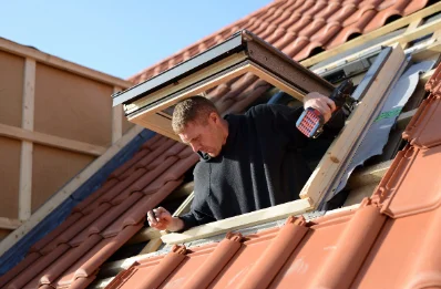 Pose de fenêtres de toit Velux à Motteville